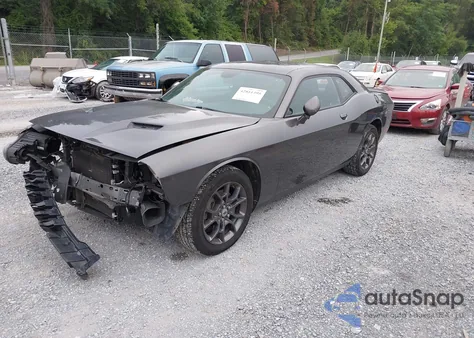 2018 Dodge Challenger Gt z USA, uszkodzony, nr VIN 2C3CDZGG8JH322928